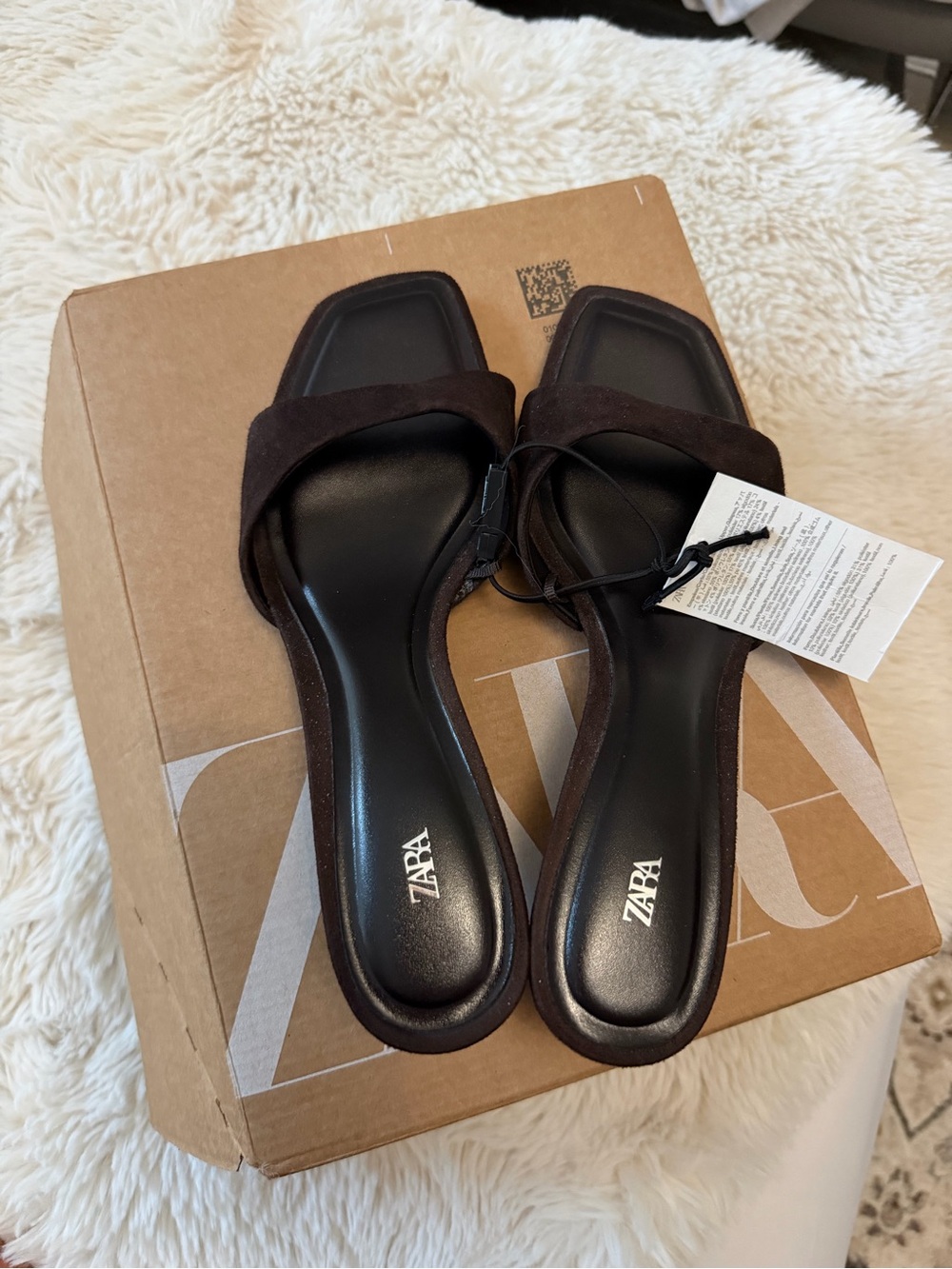 NWT NIB Zara Dark Brown Suede Square-Toe Mid Heel Slide Sandals - Picture 5 of 6